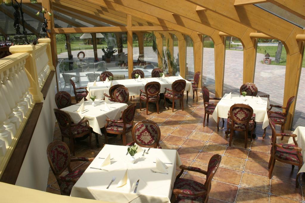 Palac Piorunow & Spa Kwiatkowice Kültér fotó