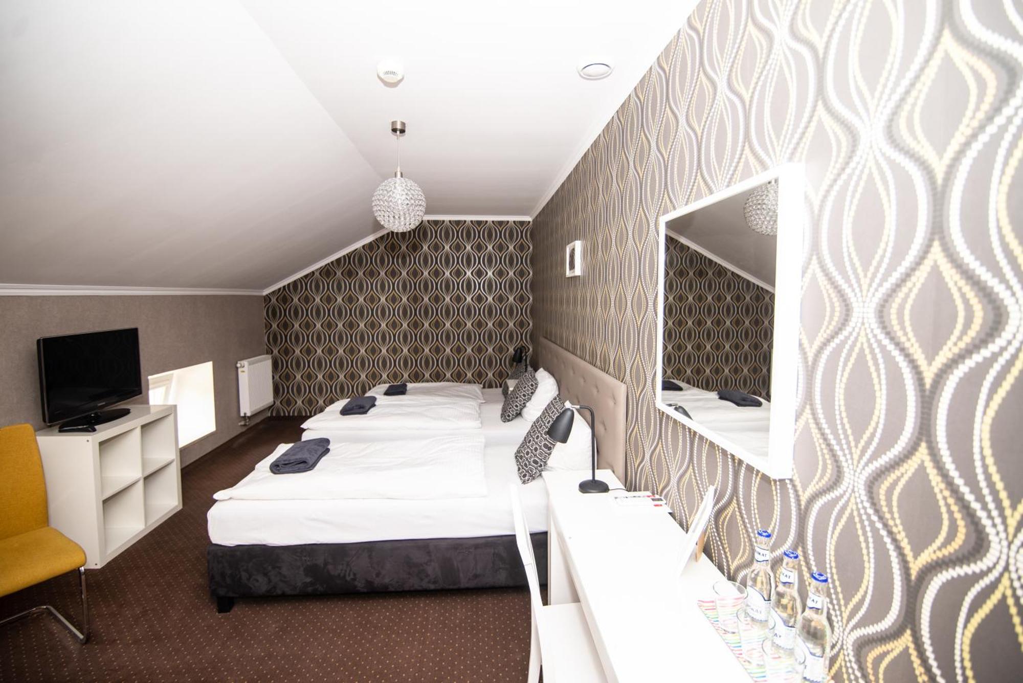 Palac Piorunow & Spa Kwiatkowice Kültér fotó