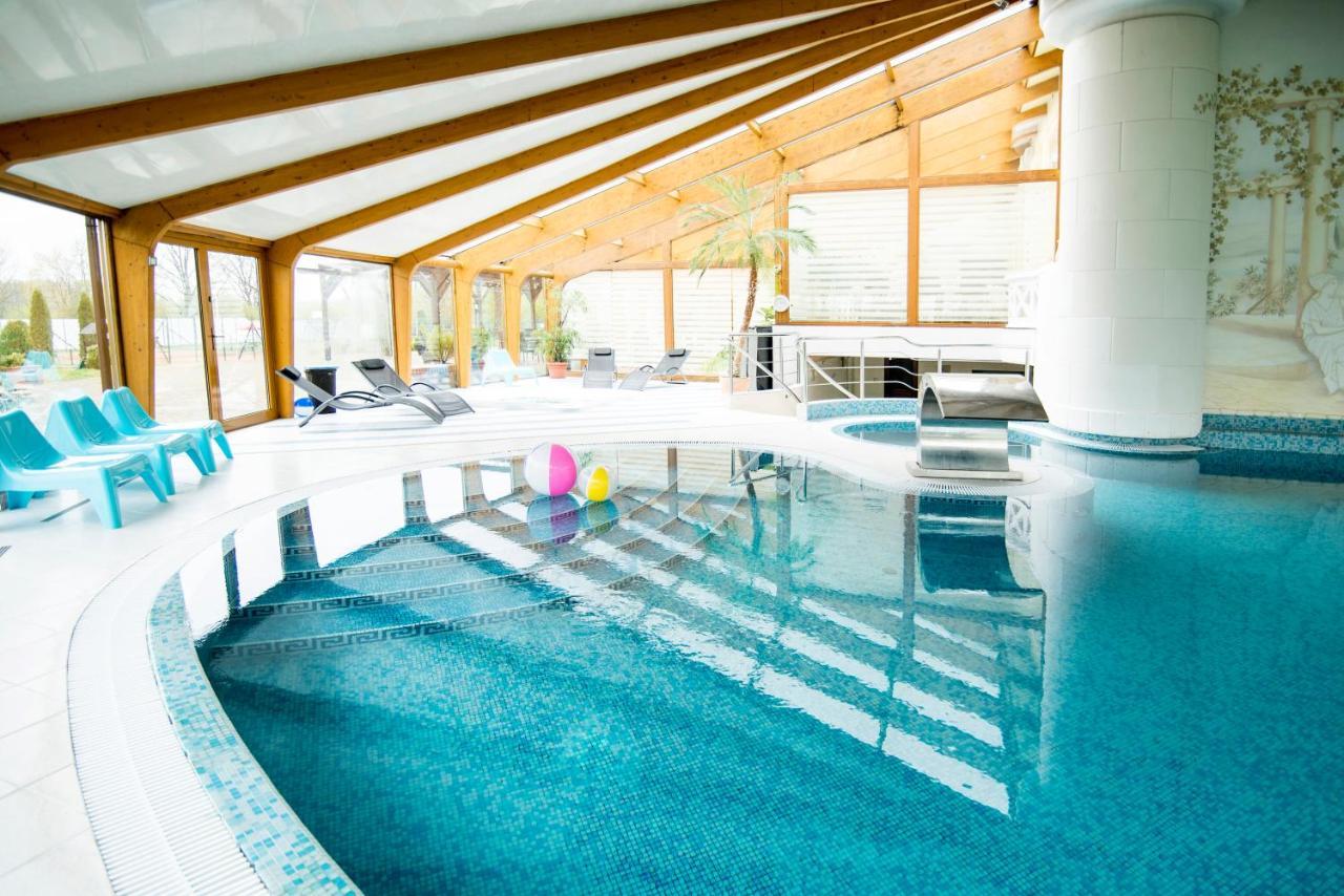 Palac Piorunow & Spa Kwiatkowice Kültér fotó